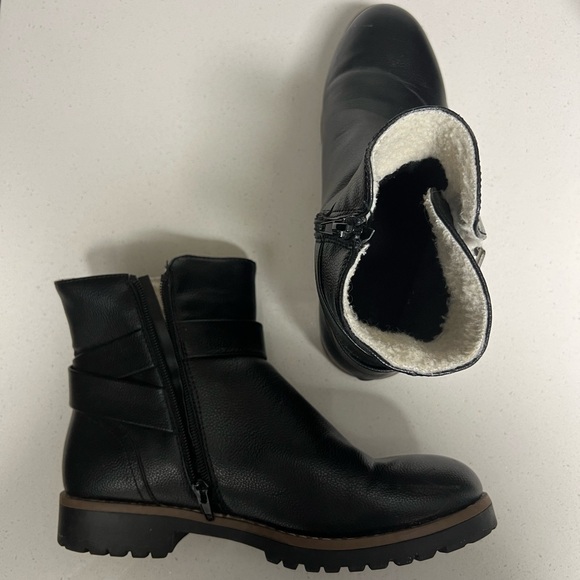 Black Nautica women’s ankle boots- size Euro 38/39 - Picture 5 of 6